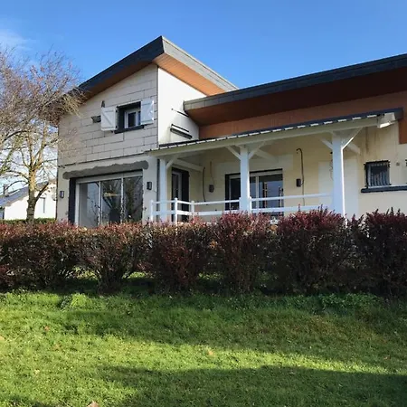 Superbe Maison Au Pied Du *